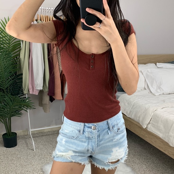 Urban Outfitters - Maroon Top - Picture 3 of 7